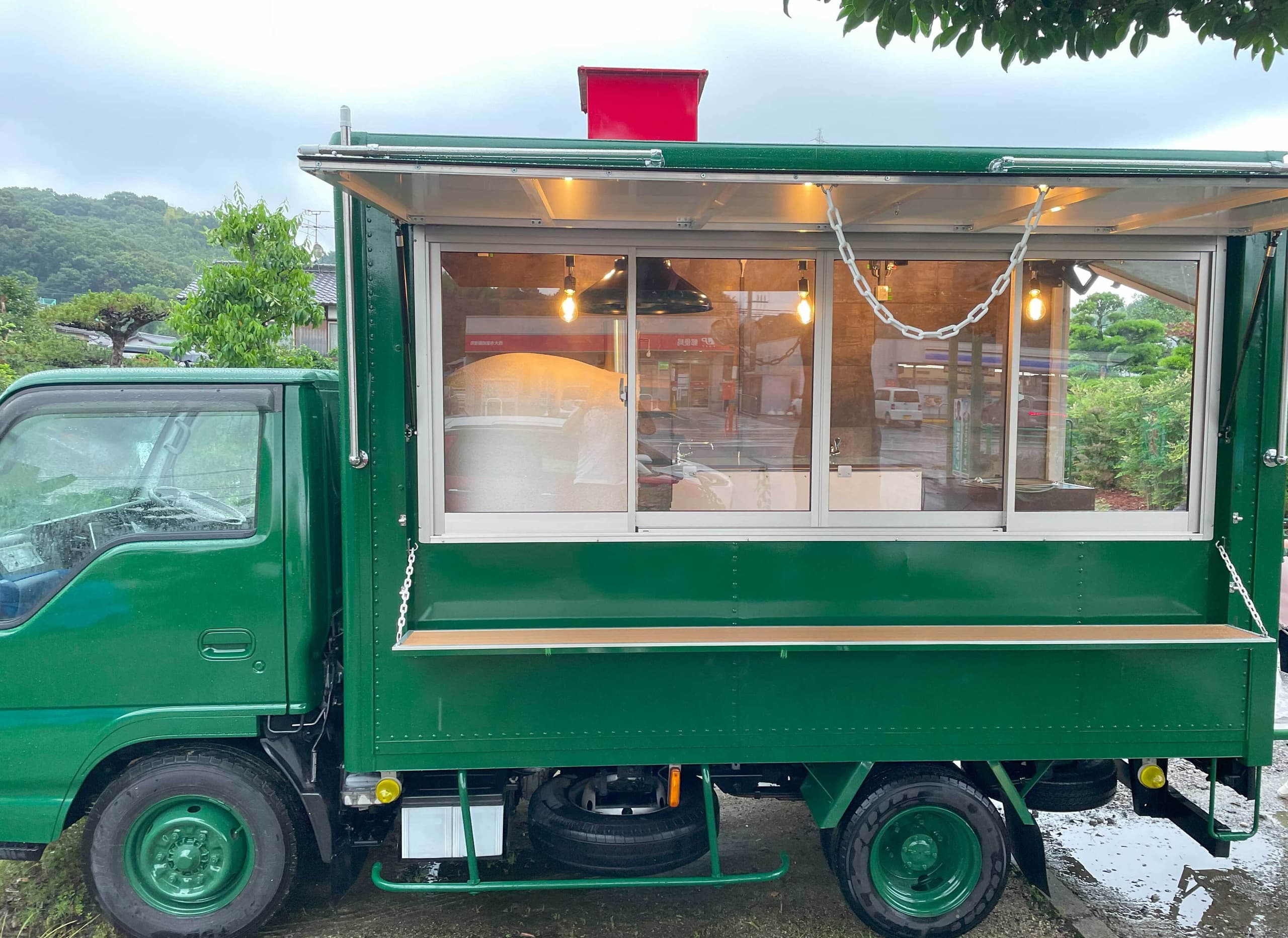 ピザ窯キッチンカー